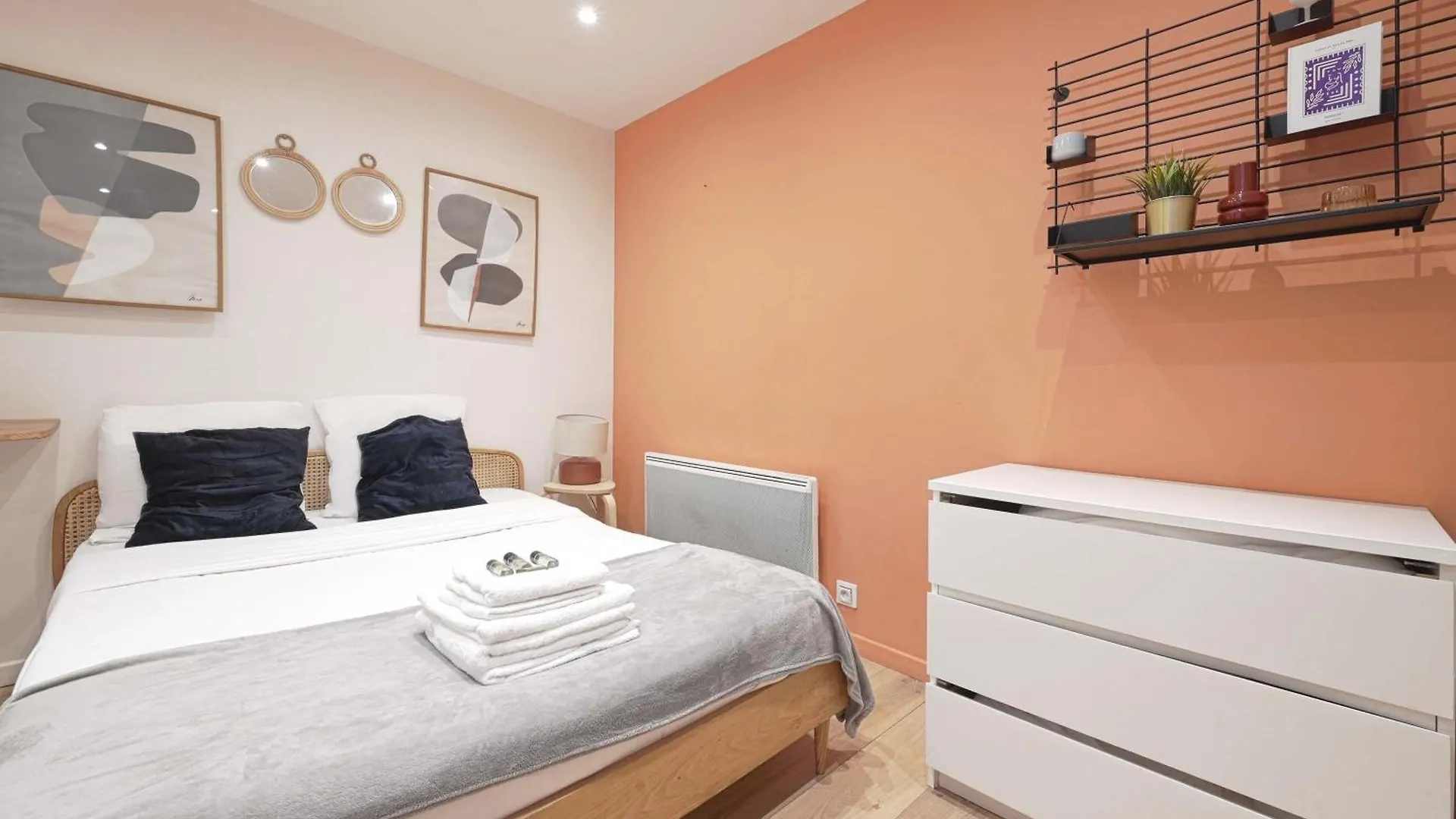 Charming Duplex Studio For Four 파리