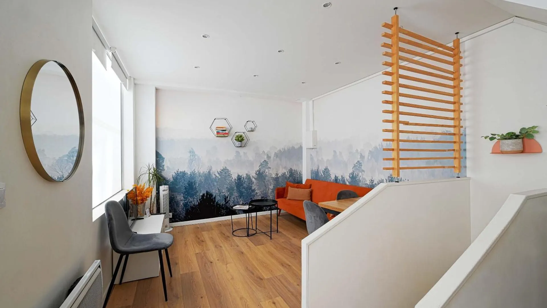 Charming Duplex Studio For Four *
